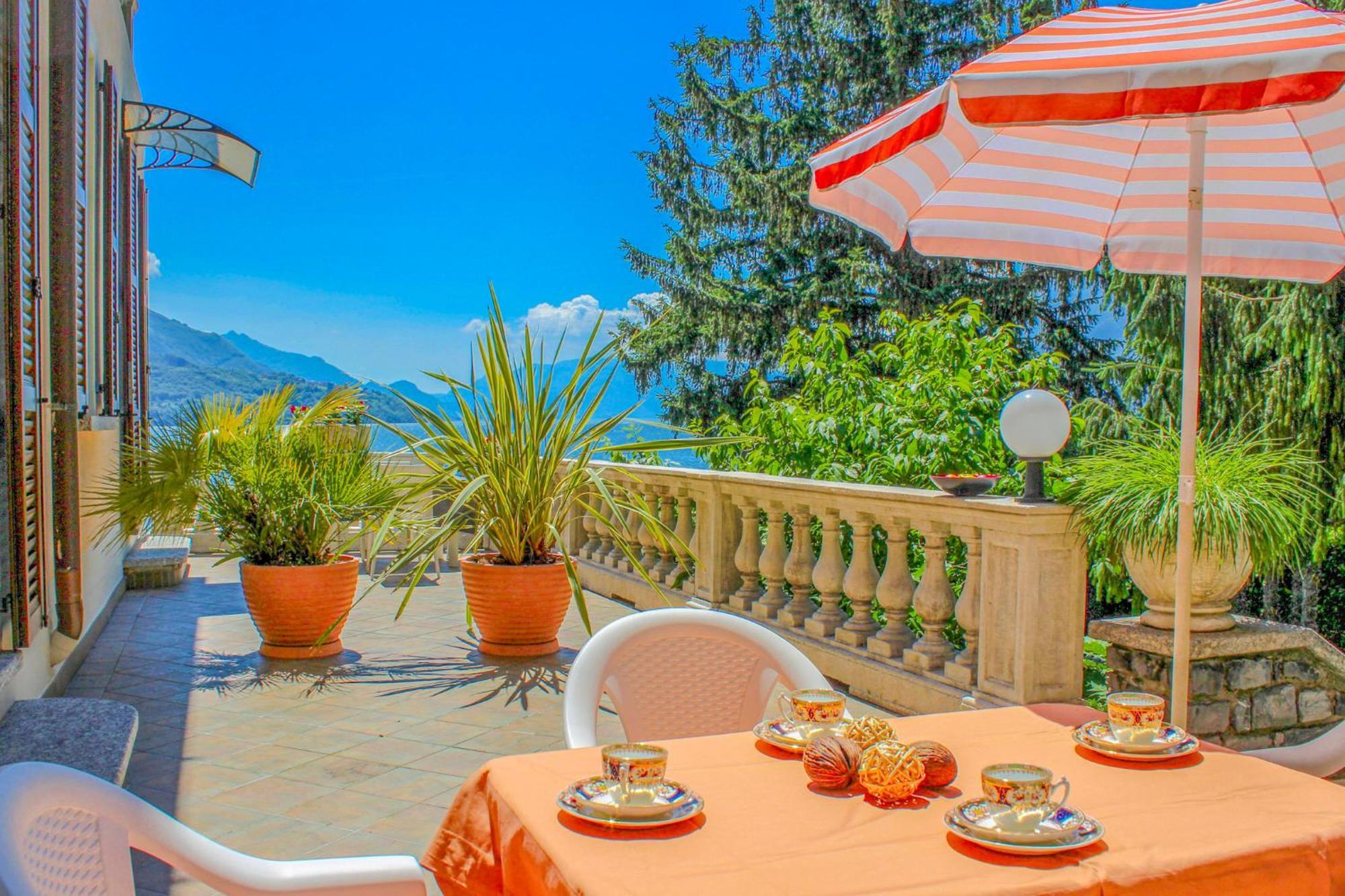 Palazzina Giardinolago Gravedona Oda fotoğraf